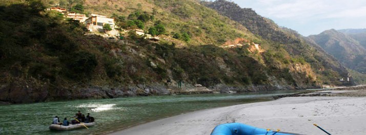 562/Raga on the Ganges - Rishikesh 13.jpg